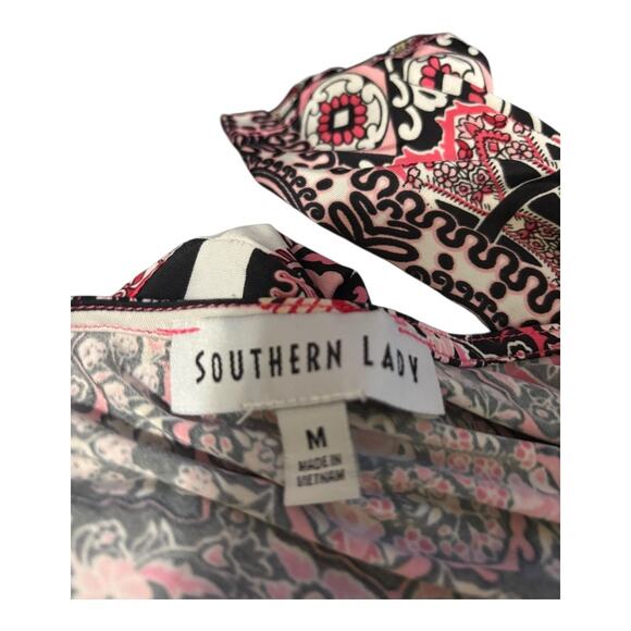 Southern Lady Pink Paisley Faux Wrap Blouse Size M - Picture 3 of 3